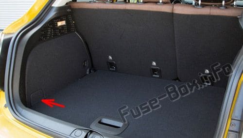 Trunk fuse box diagram: Fiat 500X (2014, 2015, 2016, 2017, 2018, 2019)