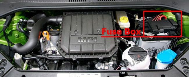 The location of the fuses in the engine compartment: Skoda Citigo (2011-2015)